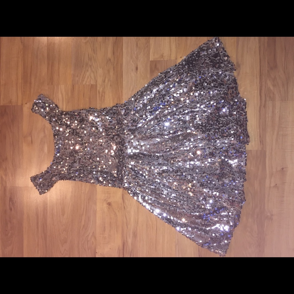 Shining silver homecoming dress!